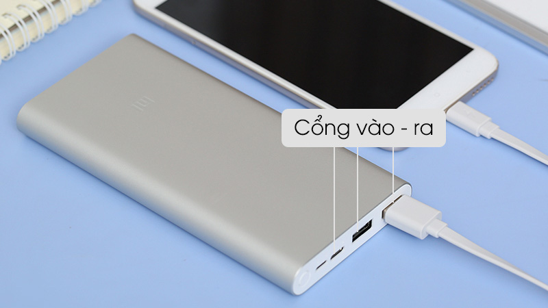 Cổng sạc vào vào và cổng sạc ra